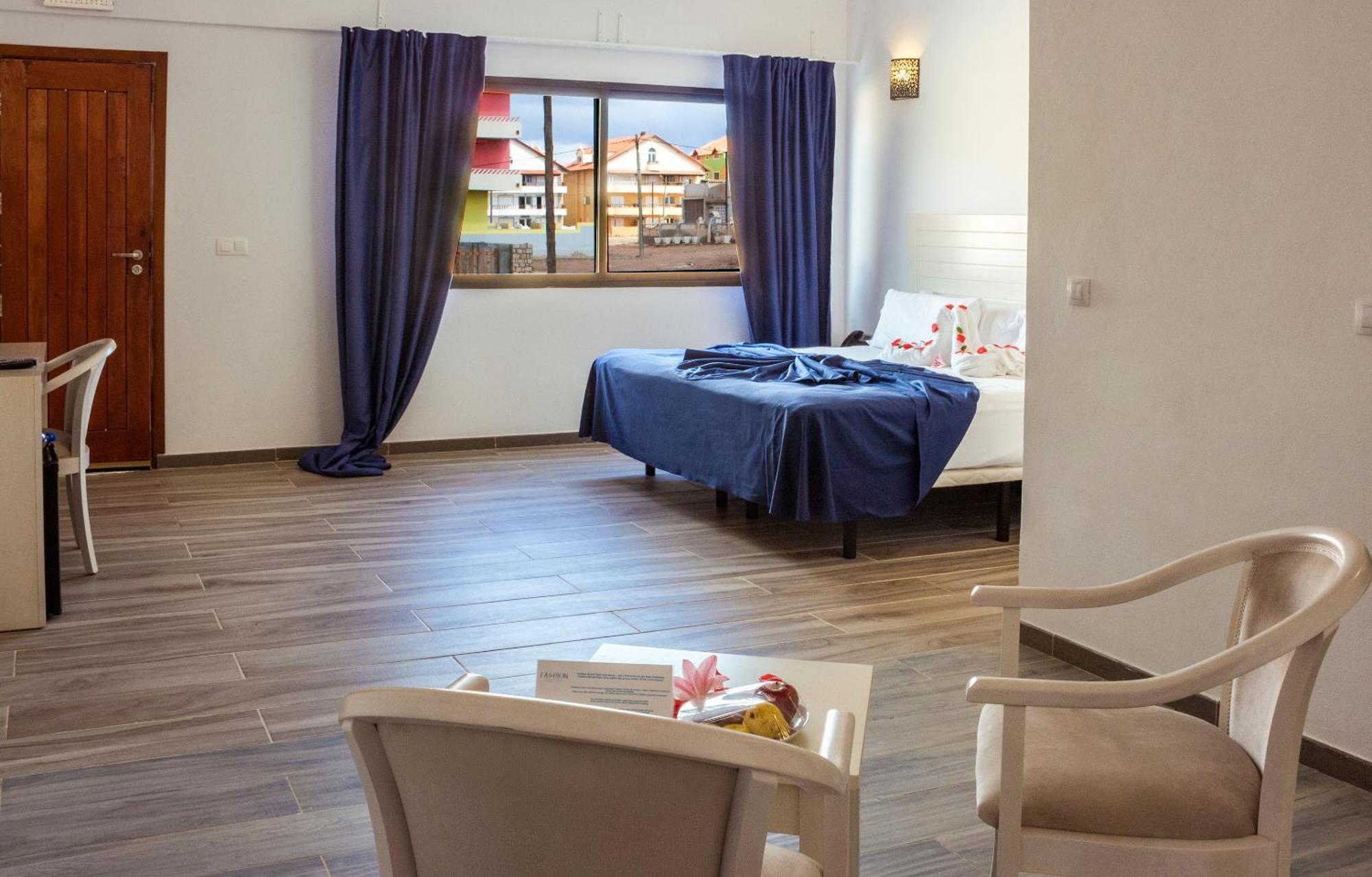 Hotel Livvo Budha Beach Santa Maria Esterno foto