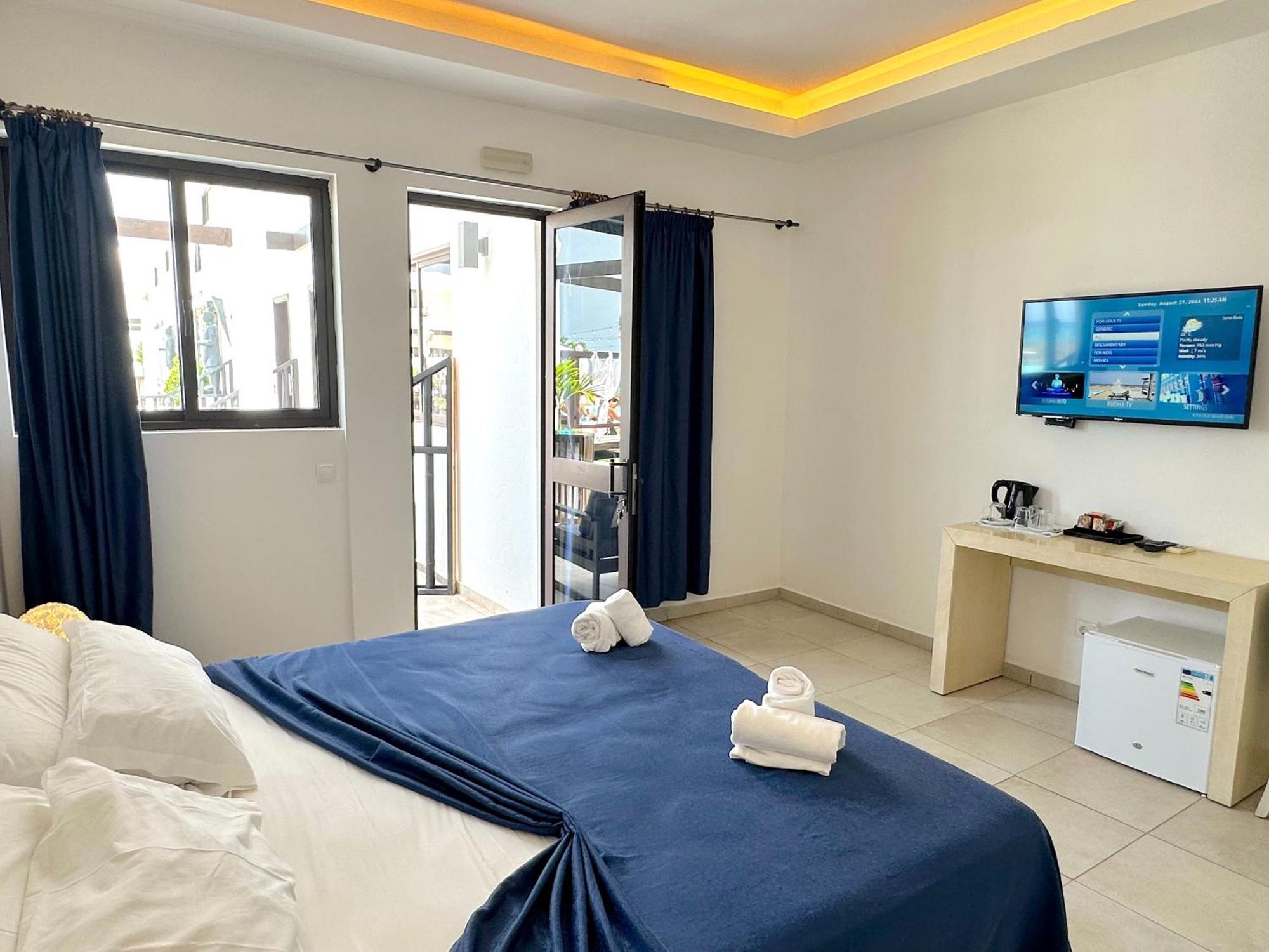 Hotel Livvo Budha Beach Santa Maria Esterno foto