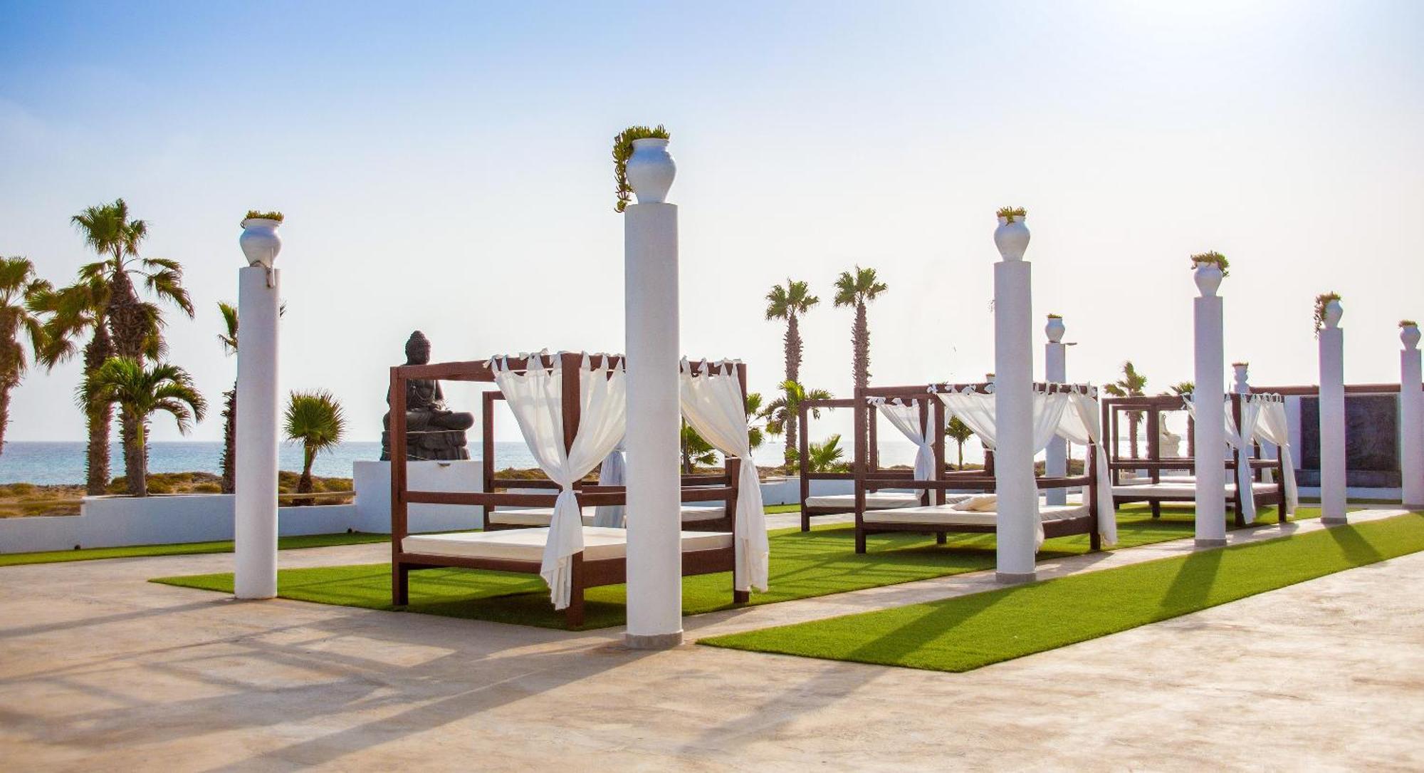 Hotel Livvo Budha Beach Santa Maria Esterno foto